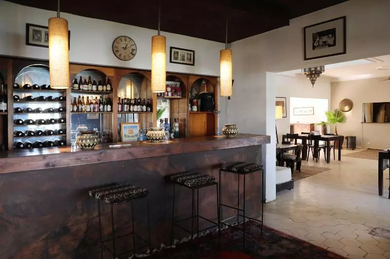 Hotelli Le Petit Hôtel Du Flouka