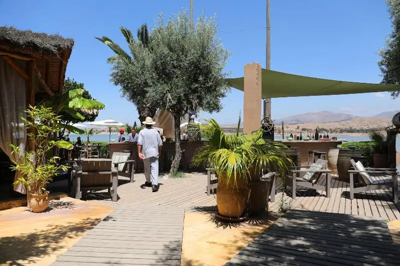 ホテル Le Petit Hôtel Du Flouka