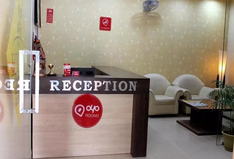 ホテル Oyo Rooms Railway Station Raja Road 1