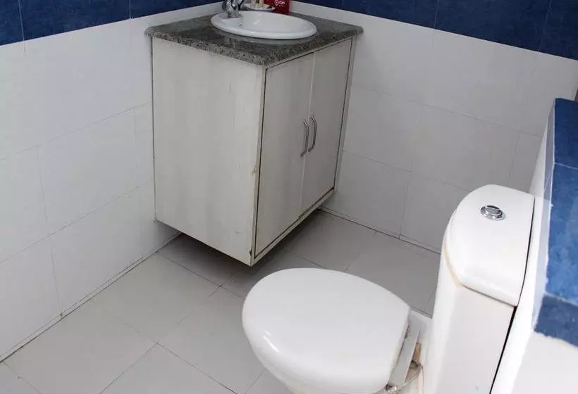 ホテル Oyo Rooms Railway Station Raja Road 1