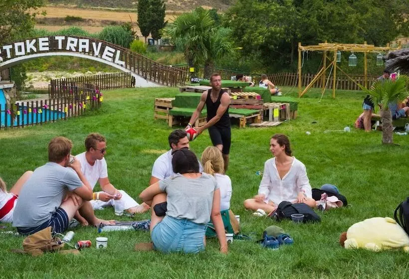 Hotelli Pamplona Camping