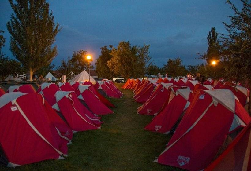 酒店 Pamplona Camping
