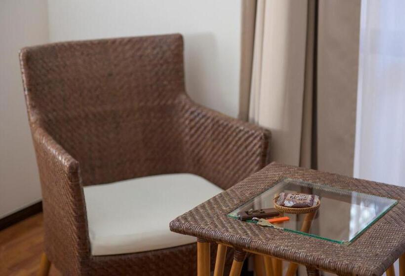 هتل Patina Ishigakijima