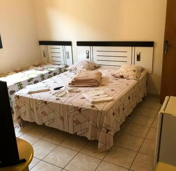 호텔 Pousada Pantanal