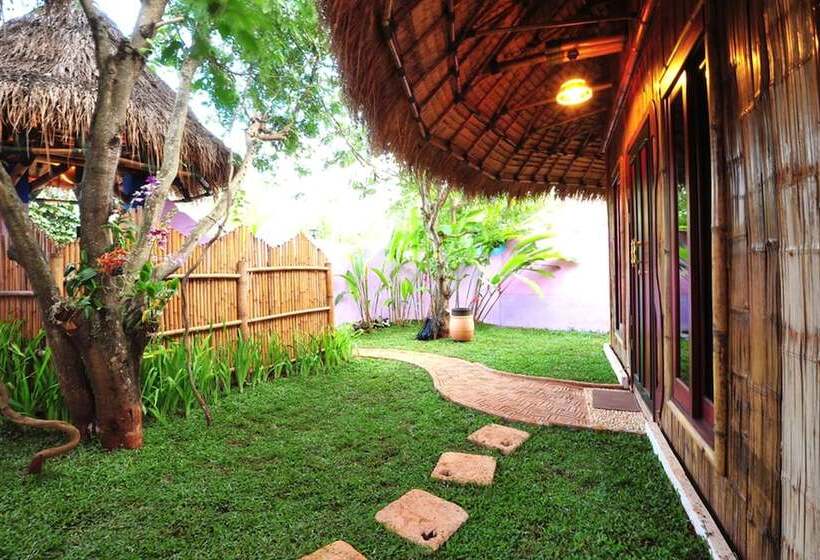 Hotelli Reewa Waree Resort