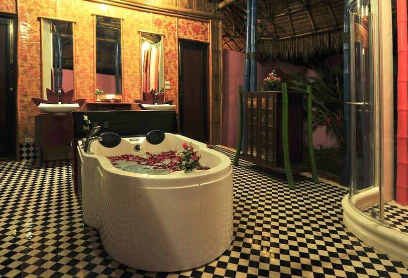 Hotelli Reewa Waree Resort