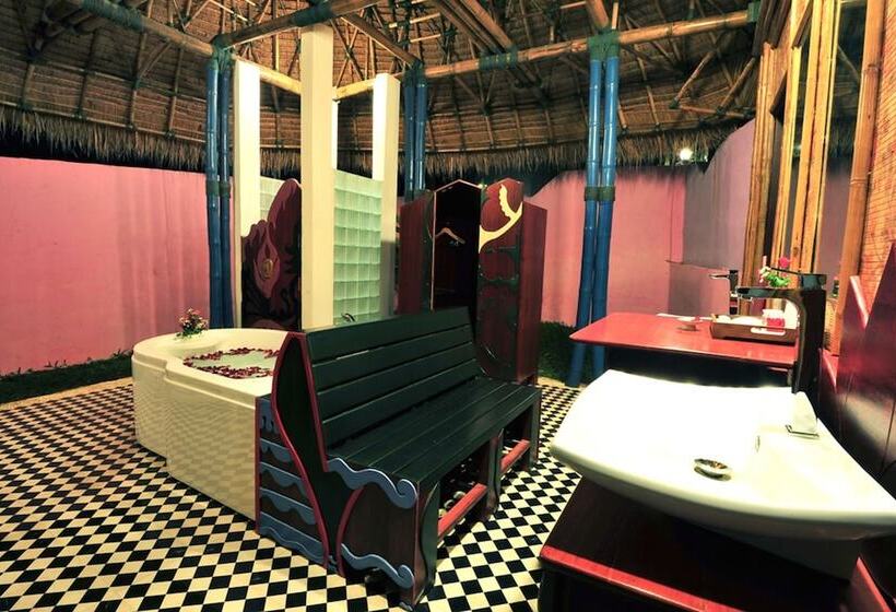 Hotelli Reewa Waree Resort