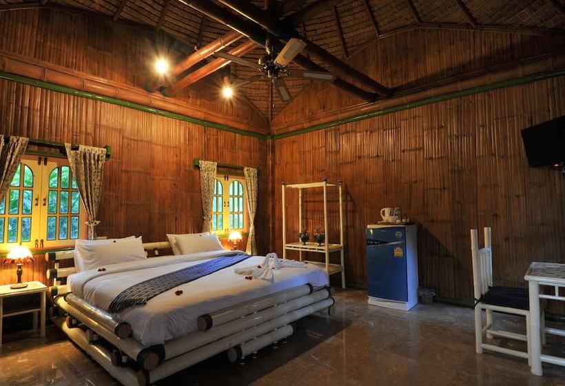 Hotelli Reewa Waree Resort