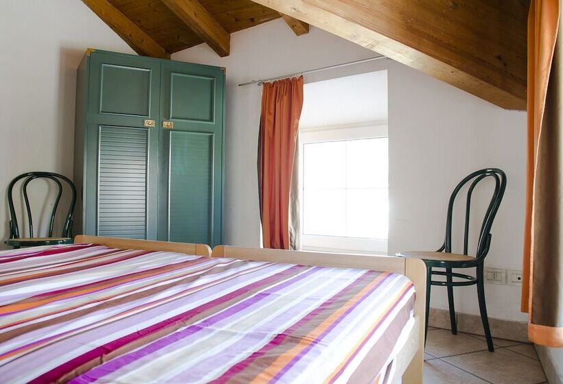 בית מלון כפרי Residence Santa Caterina