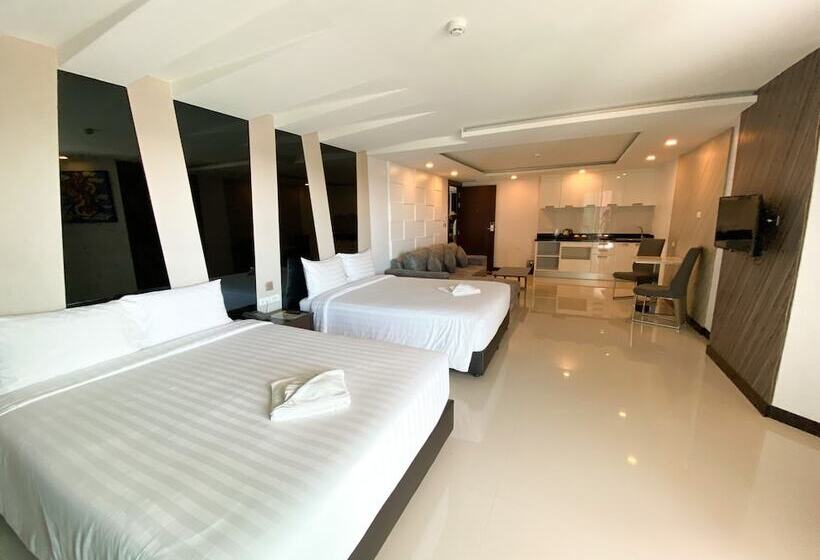 酒店 Vareena Palace