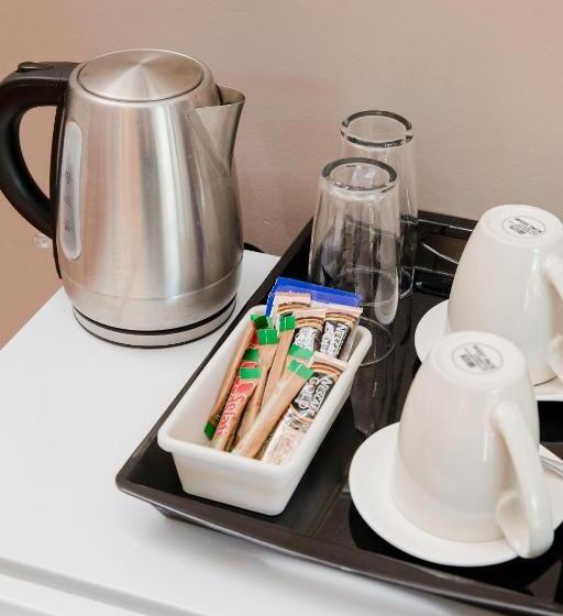 פנסיון 85 Ehmke Guesthouse