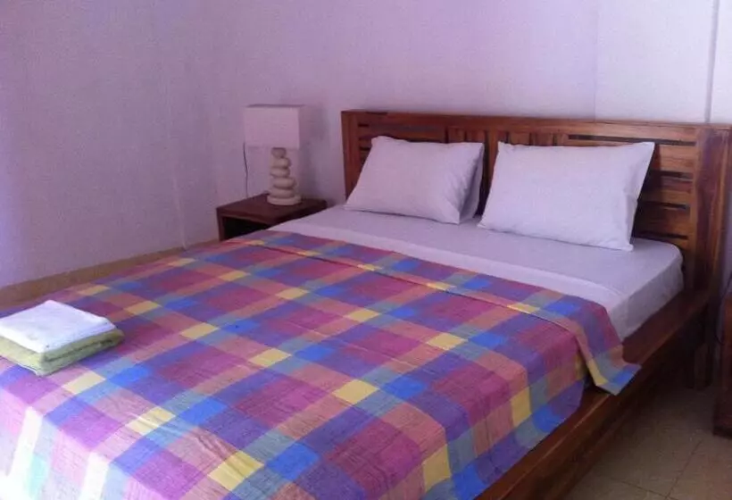 پانسیون Amed Sari Beach Guesthouse