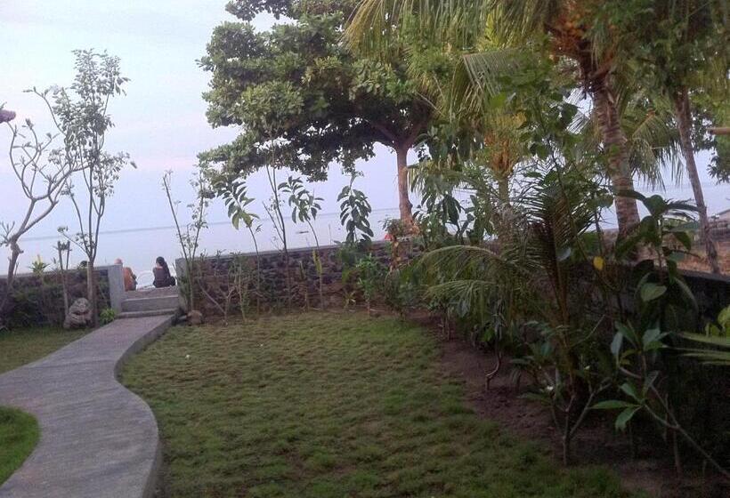 بنسيون Amed Sari Beach Guesthouse