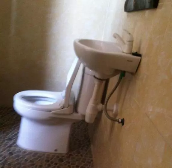 پانسیون Amed Sari Beach Guesthouse