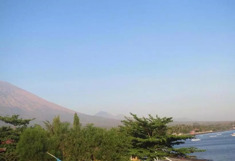 پانسیون Amed Sari Beach Guesthouse