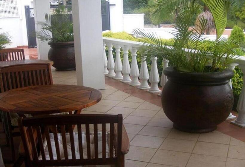 פנסיון Jr Guesthouse