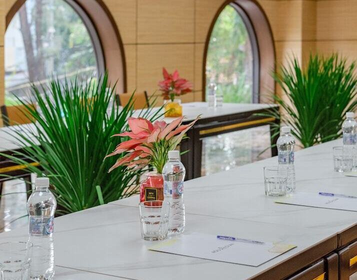 Aquasun Hotel Phu Quoc