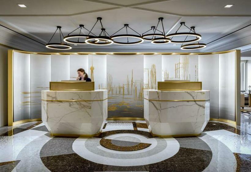فندق Fairmont Royal York Gold Experience