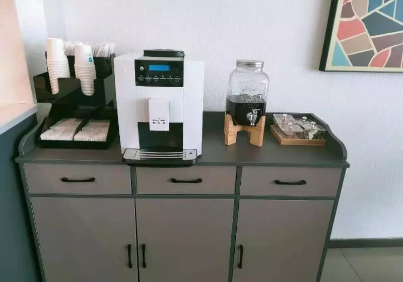 ホテル Hanting  Haiyan Xinqiao Bei Road