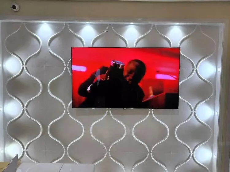 هتل Luxol Homes And Suites