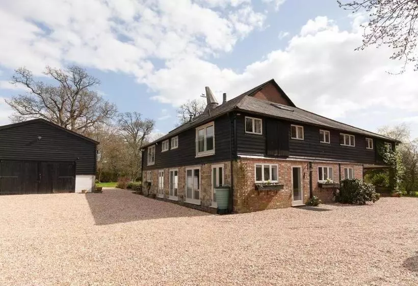 ベッドアンドブレックファースト Field Green Oast