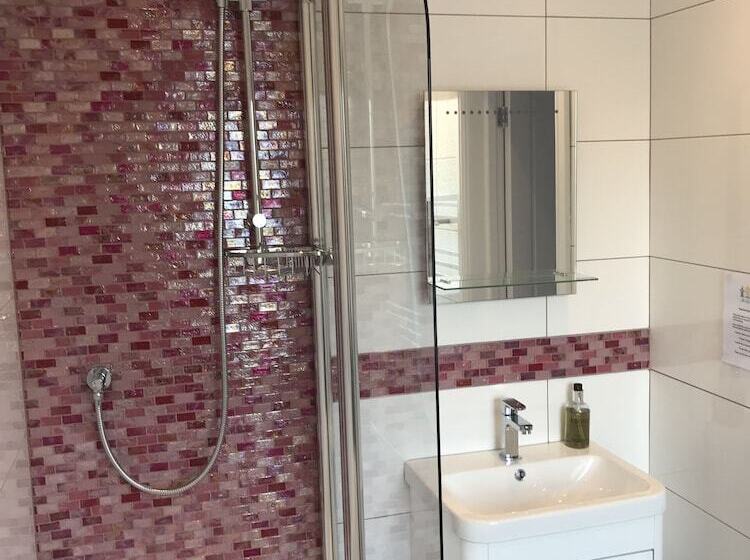 Bed and Breakfast The Rookery