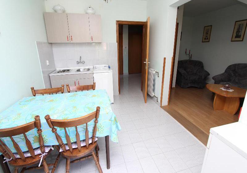 호텔 Apartments Antonija