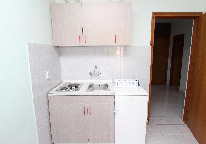 호텔 Apartments Antonija