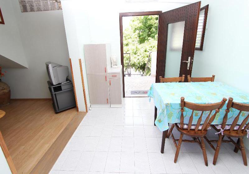 호텔 Apartments Antonija