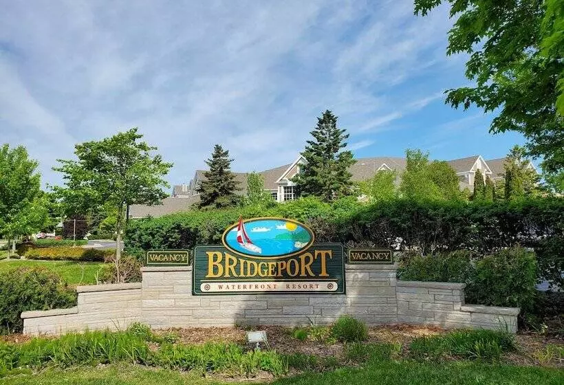 Hotelli Bridgeport Waterfront Resort