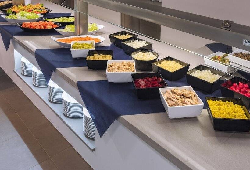 Отель Ght Sa Riera