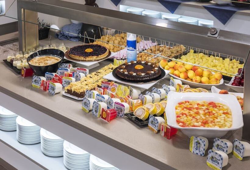 Отель Ght Sa Riera