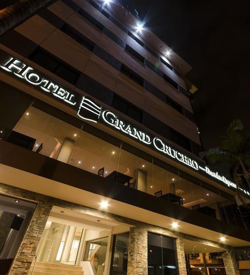 Otel Bagu Grand Crucero Posadas