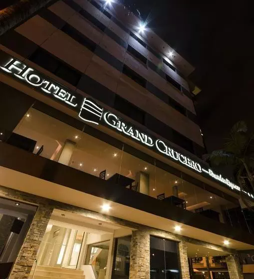 Hotelli Bagu Grand Crucero Posadas