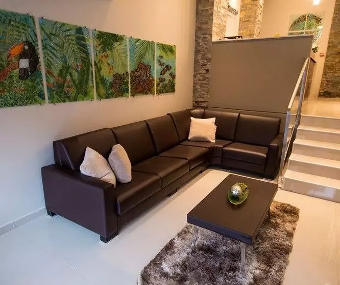 Hotelli Bagu Grand Crucero Posadas