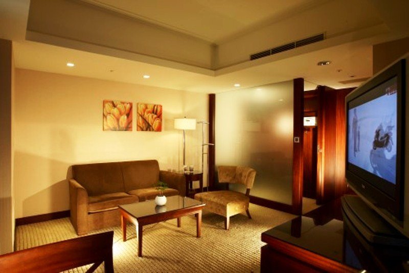 Hotel Jen Dow International