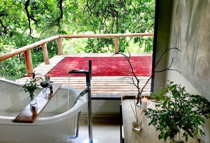 בית מלון כפרי Karongwe Portfolio   Karongwe River Lodge