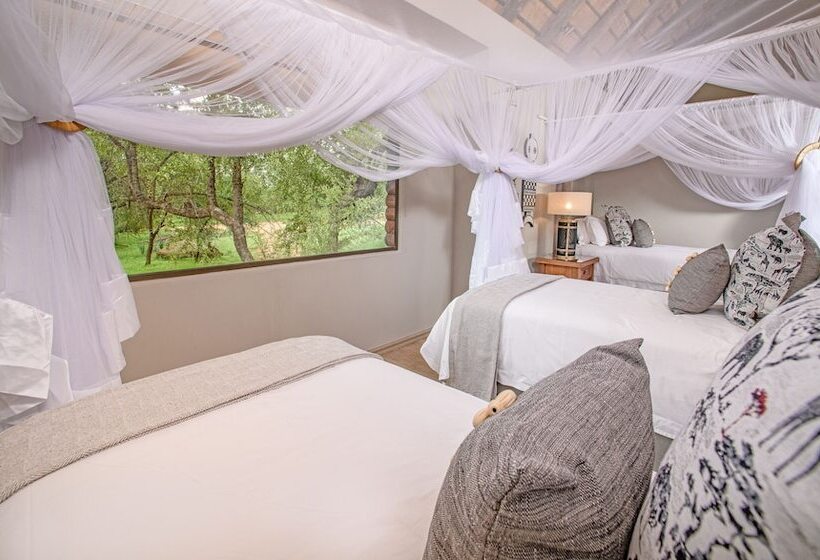 בית מלון כפרי Karongwe Portfolio   Karongwe River Lodge