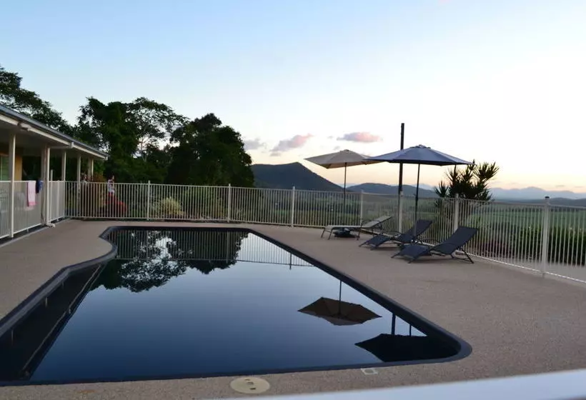Kookaburra Lodge Whitsundays