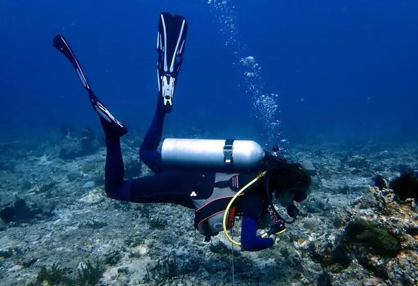 Hotelli Oceans 5 Dive Resort