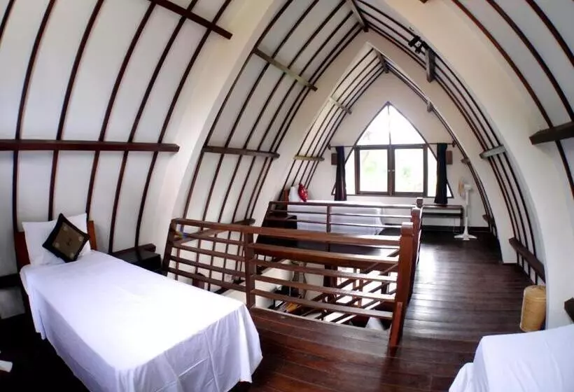Hotelli Oceans 5 Dive Resort