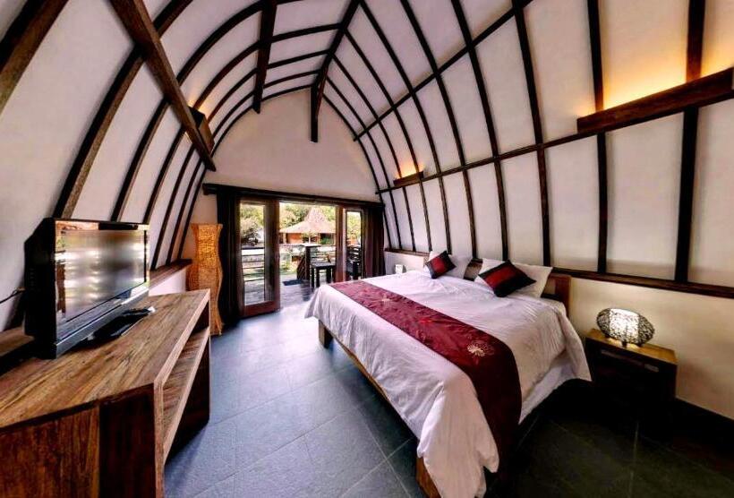 בית מלון כפרי Oceans 5 Dive Resort