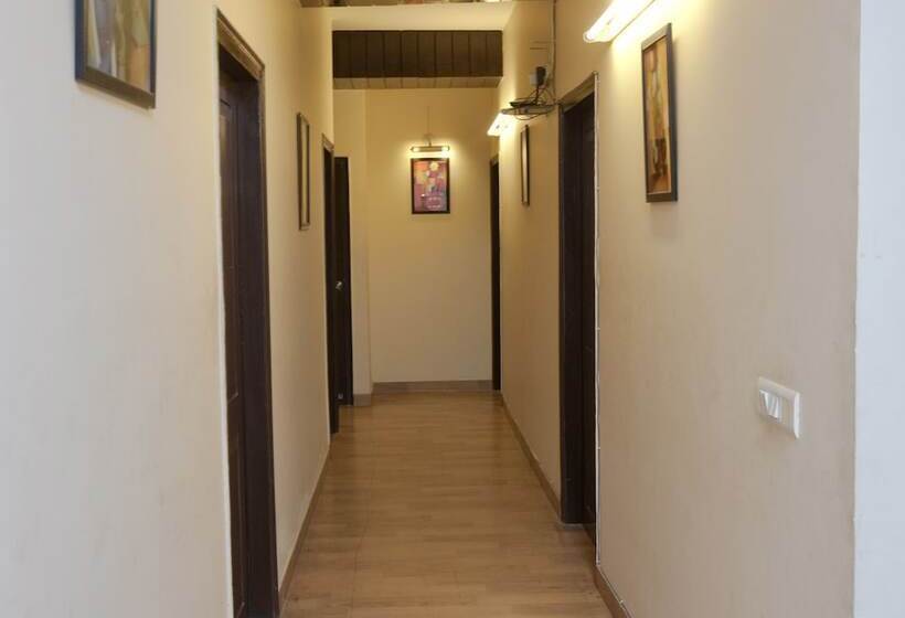 Hotel Oyo Rooms Cyber Hub