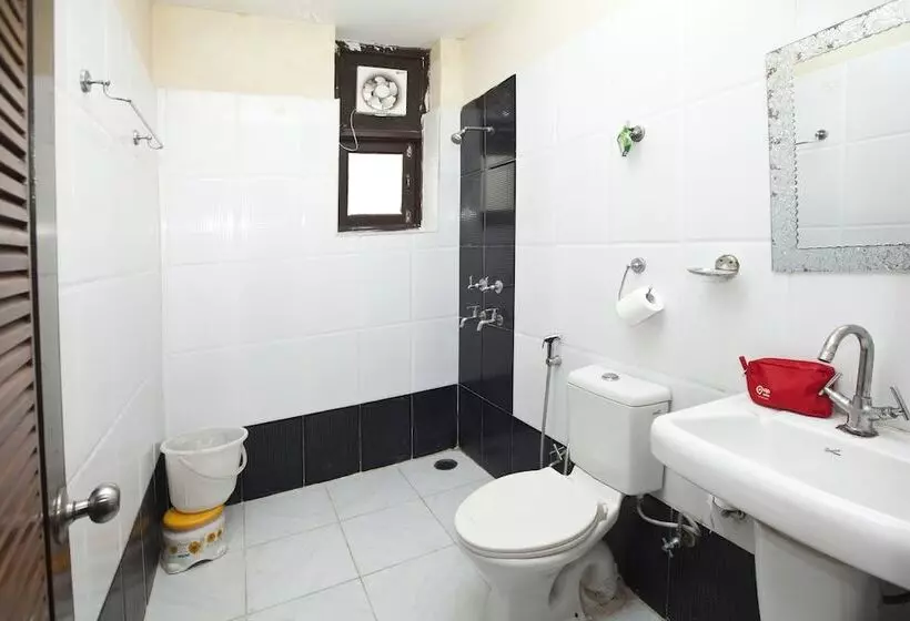 ホテル Oyo Rooms Cyber Hub