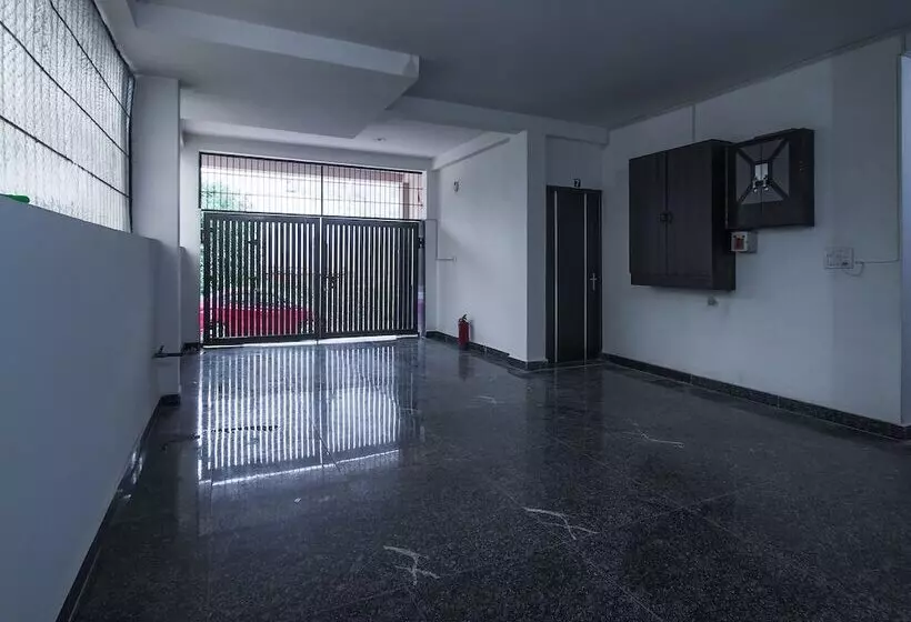 ホテル Oyo Rooms Cyber Hub