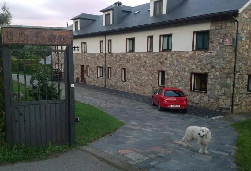 Maaseutuhotelli Los Trobos