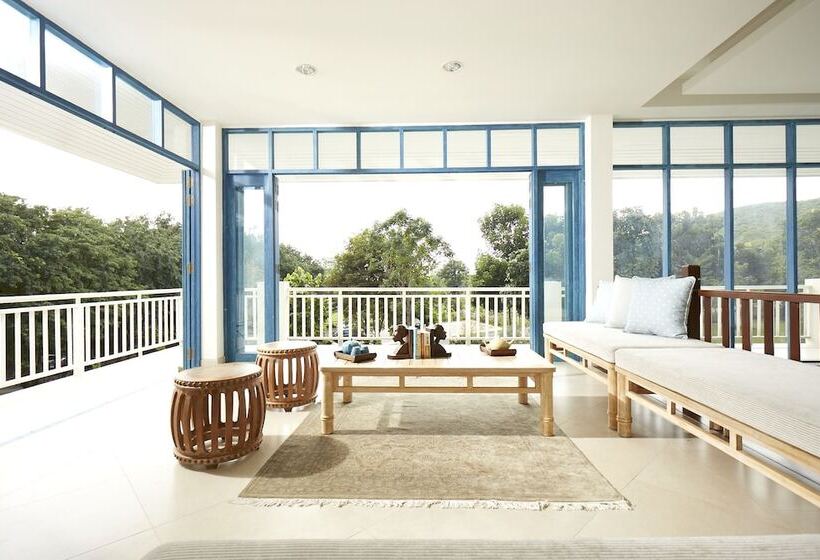 בית מלון כפרי Santosha Health & Lifestyle Resort