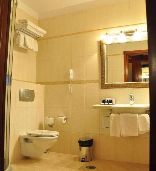 בית מלון כפרי Select