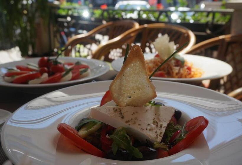 בית מלון כפרי Select