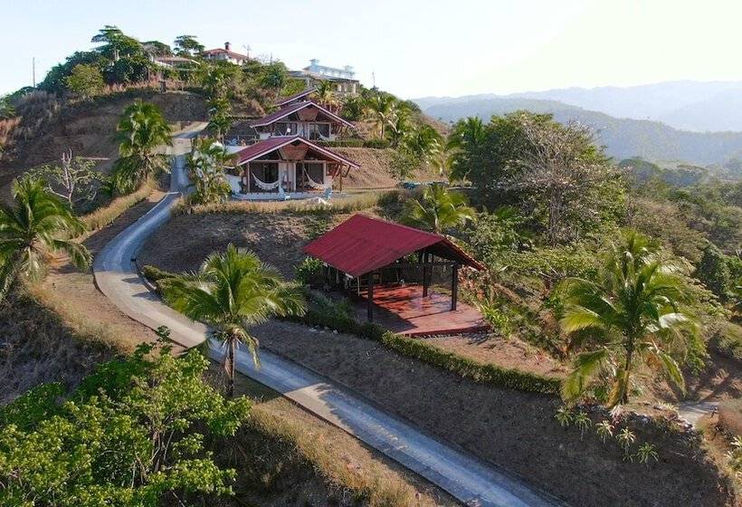 בית מלון כפרי Surf Synergy All Inclusive Surf Retreat